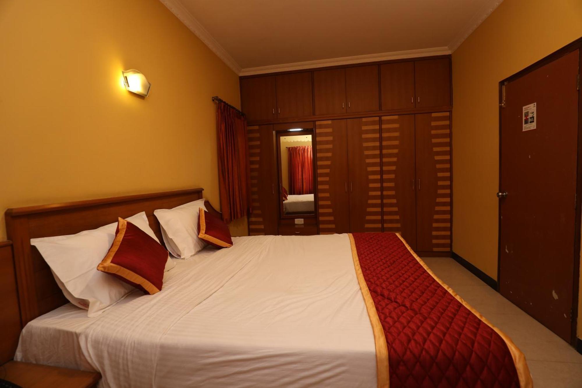 Hotel Silver Oak Udagamandalam Exterior foto
